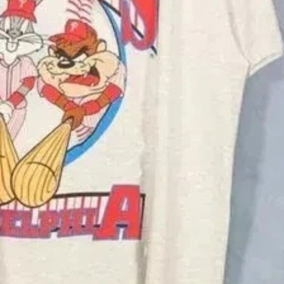 1993 MLB Philadelphia Phillies Looney Tunes T Shirt, MLB Unisex - Picture 4 of 5